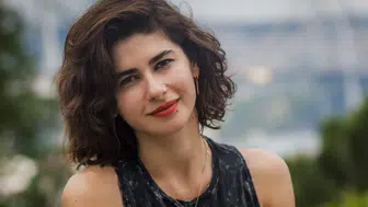 Nesrin Cavadzade’nin Yeni Dizisi Daha On Yedi Ne Zaman Yayınlanacak?