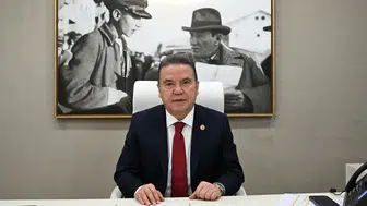 Muhittin Böcek tahliye mi edildi, serbest mi bırakıldı? Hangi davadan ev hapsi cezası aldı?