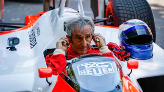 Formula 1 yarışçısı Alain Prost'un evi soyuldu, başından yaralandı