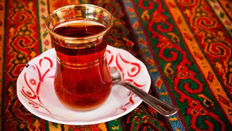 Burada kimseye çay parası sorulmuyor : İçen fiyatını kendi belirliyor