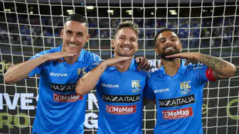 Gökhan İnler, Mertens ve Insigne gibi Napoli efsaneleri, yardım maçında bir araya geldi