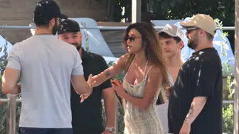 Devrim Özkan'ın tatil neşesi