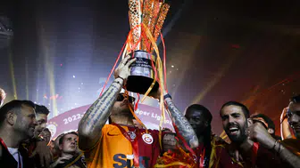 Galatasaray, Dua Lipa'ya ne kadar para teklif etti? Dua Lipa, Galatasaray'a konser verecek mi?
