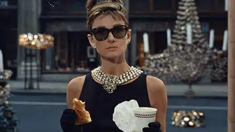Audrey Hepburn'ün Sinema Tarihini Değiştiren En İyi 10 Filmi Hangileri?