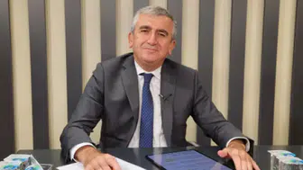 Akçakoca Belediye Başkanı Fikret Albayrak kimdir ve neden tutuklandı?