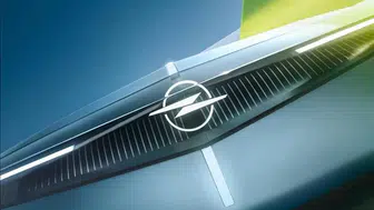 Opel'den Haziran fiyatları açıklandı! Elektrikli modellerde fiyat dikkat çekti