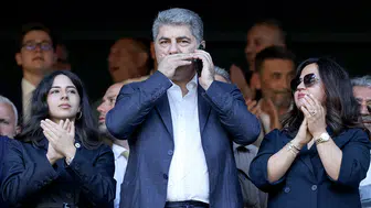 Hakan Safi yenilgiyi kabullendi : Aziz Yıldırım'ı tebrik etti