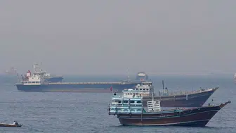 Hürmüz Boğazı'ndan geçen gemilerden İran ne kadar gelir elde ediyor?