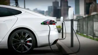 Elektrikli araç satışları içten yanmalı araçları ilk kez geçti