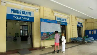 Vietnam, akaryakıt fiyatlarındaki düşüş sonrası tren biletlerine indirim uyguluyor