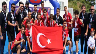 U16 Erkek Hokey Milli Takımı Avrupa Şampiyonu odu