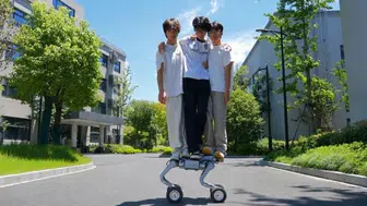 Zorlu arazilere meydan okuyan hibrit robot köpek : Askeri potansiyeliyle de öne çıkıyor