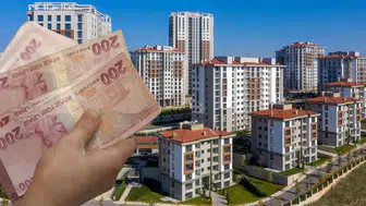 Uzmanlardan ev alacaklara önemli uyarılar : Konut fiyatları düşecek mi?