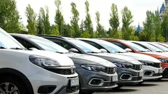 Otomobil alacaklar dikkat! İkinci el otomobil pazarında fiyat düşüşü devam ediyor