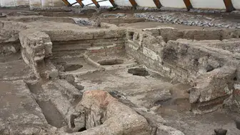 20 metre genişliğiyle Anadolu'nun en gizemli duvarının sırrı çözüldü! Duvarda ne yazıyor?