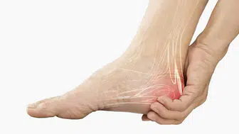 Topuk ağrısı neden olur? Uzmanlardan önemli açıklamalar