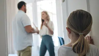 Boşanmış ebeveynlerin çocuklarında ruh sağlığı sorunları daha mı yaygın?