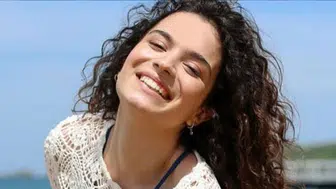 Aslı Bekiroğlu 9'uncu ameliyatını oluyor!
