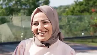 Yemekteyiz programının ilk gün yarışmacısı Nurhayat kimdir ve kaç yaşındadır?