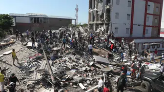 Kolombiya'da meydana gelen 7,4 büyüklüğündeki depremde ölüm sayısı 180'i aştı