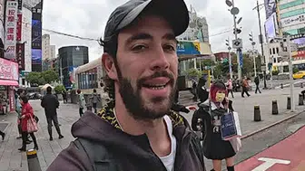 Kuralsız Sokaklar Mert Öztürk kimdir, kaç yaşında ve nereli? Mert Öztürk kaç dil biliyor?