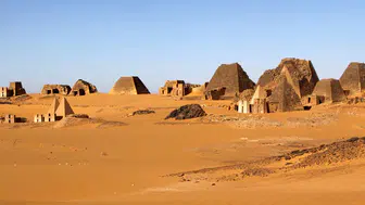 Sudan'da piramitler yıkılıyor mu?