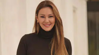 Pınar Altuğ kimdir?