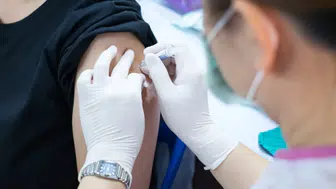 Bu kış grip, COVID-19 ve RSV'ye karşı nasıl önlem alınmalı?