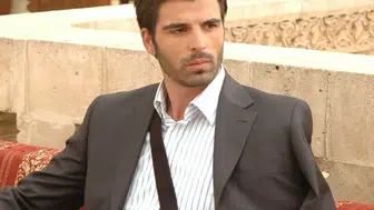 Ünlü oyuncu Mehmet Akif Alakurt ekranlara geri mi dönüyor?