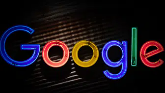 Google, akıllı ev eistemlerinde yapay zeka ajanlarına kontrol yetkisi verdi