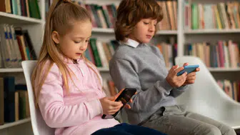 Akıllı telefonlar çocukların zihin gelişimini nasıl etkiliyor ?