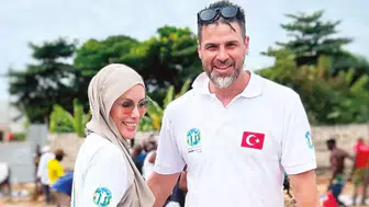 Strik’ten eşi Gamze Özçelik’e romantik mesaj