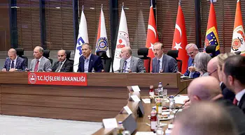 Ali Yerlikaya'dan sahipsiz hayvanlar açıklaması: Kararlılıkla yürüteceğiz!