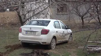 Konya'da polisin 'dur' ihtarına uymayan şüpheliler, aracı bırakıp kaçtı