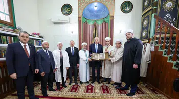 TBMM Başkanı Kurtulmuş, Bükreş'te Carol-Hunchiar Camii'ni ziyaret etti
