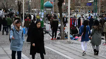 İran, 12 yaşından büyük gönüllüleri vatanı savunmaya çağırdı