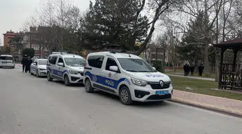 Konya’da parkta tartışma bıçaklı kavgaya dönüştü : 1 yaralı