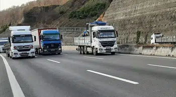 Bayramda yola çıkacakların dikkatine ! Ağır tonajlı araçlara geçiş yasağı geldi