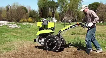 Kastamonu'da çiftçi bacaklarını çapa makinesine kaptırdı
