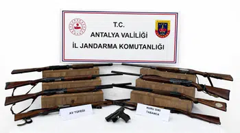 Antalya Kaş'ta ruhsatsız silah operasyonu : 9 av tüfeği ele geçirildi