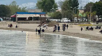 Bursa'da yaz erken geldi : Yüzme sezonu açıldı