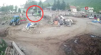 Kayseri'de 16 yaşındaki genç otobüsten indi, saniyeler sonra otomobil çarptı
