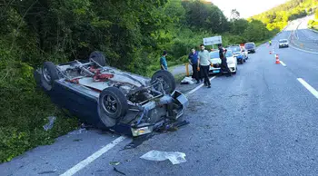 Zonguldak'ta otomobil takla attı : 4 yaralı