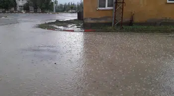 Sivas Koyulhisar'da sel etkisi : 11 köy yolu ulaşıma kapandı