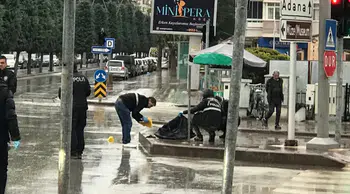 Konya'da kuyumcu soygunu : 4 şüpheliyi arama çalışmaları sürüyor