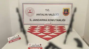 Antalya Kepez'de uyuşturucu operasyonu : 2 şüpheli gözaltına alındı