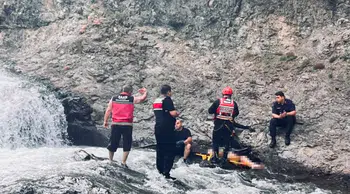 Sakarya'da dereye giren 20 yaşındaki genç boğularak can verdi