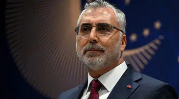 Bakan Işıkhan, Sudan Sosyal Refah Bakanı Adam ile bir arada