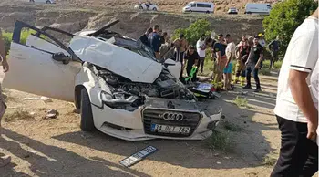 Şırnak'ta feci kaza : Otomobil şarampole devrildi, 4 kişi ağır yaralandı