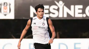 Mustafa Erhan Hekimoğlu, Real Sociedad'a transfer oluyor